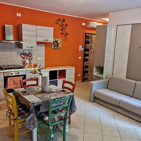 700 Mt Dal Mare, Monolocale Con Box Privato *
