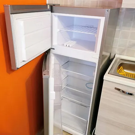 700 Mt Dal Mare, Monolocale Con Box Privato Rímini