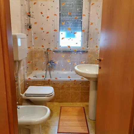 شقة 700 Mt Dal Mare, Monolocale Con Box Privato ريميني